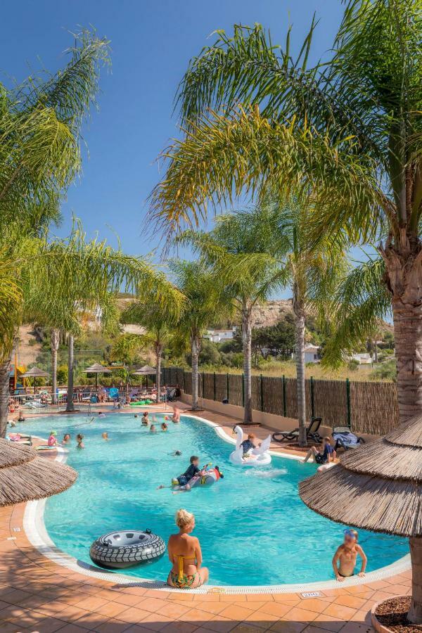 Luz Casas- Bayluz Apart,Pool,Beach, Tennis, Wifi,Aircon エクステリア 写真