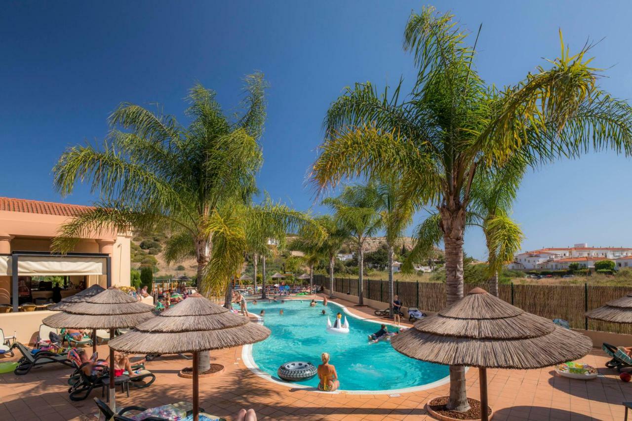 Luz Casas- Bayluz Apart,Pool,Beach, Tennis, Wifi,Aircon エクステリア 写真